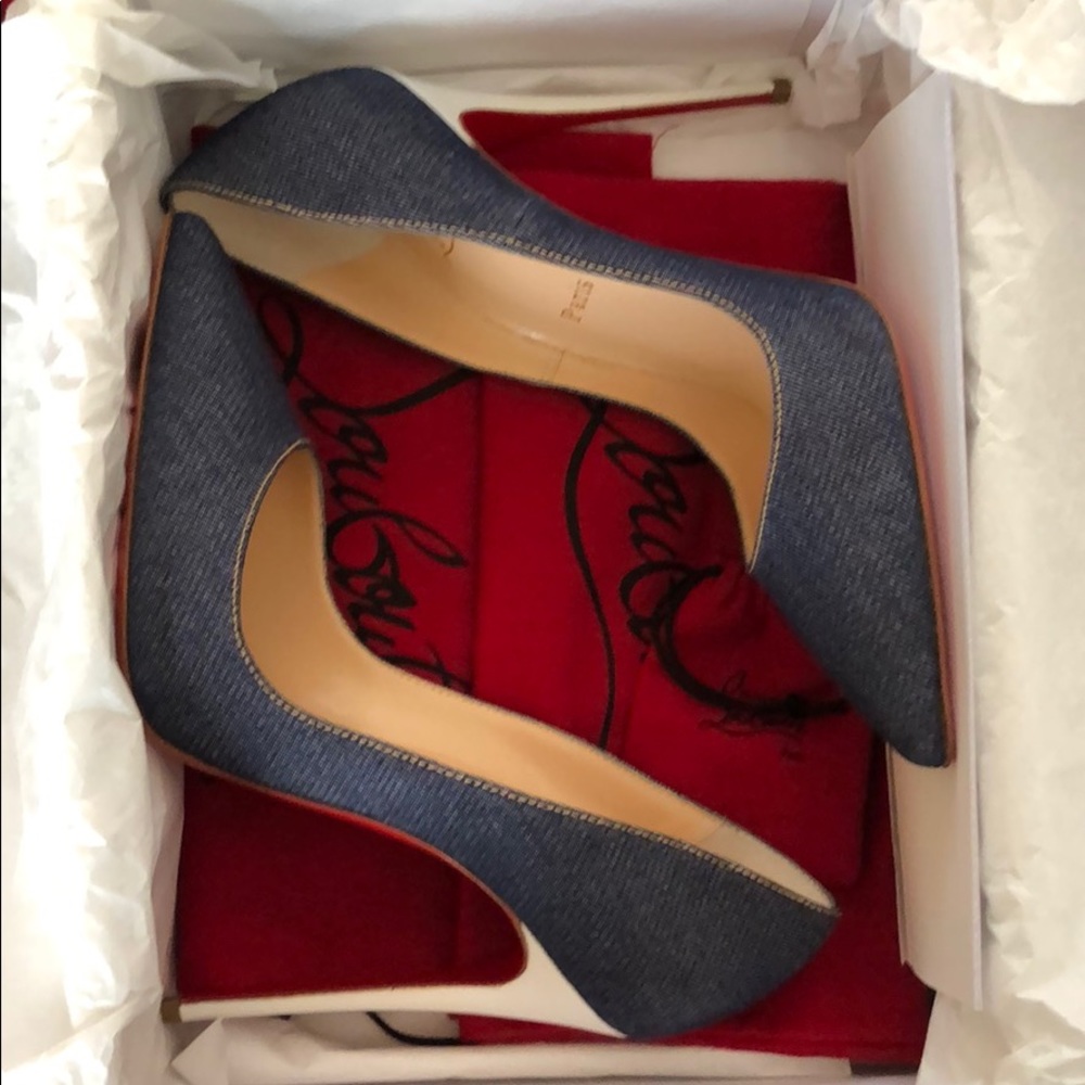 Christian Louboutin So Kate 120